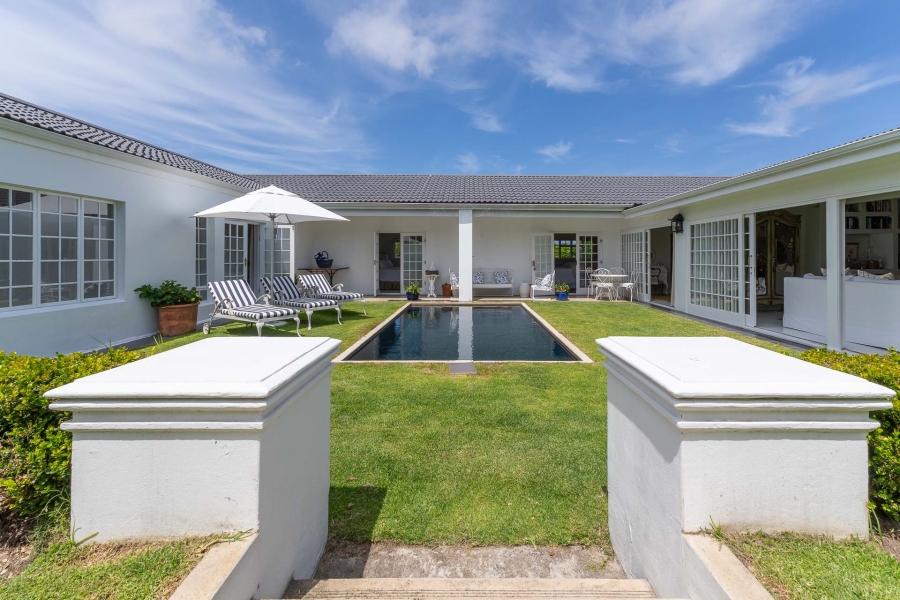 5 Bedroom Property for Sale in Lower Robberg Western Cape